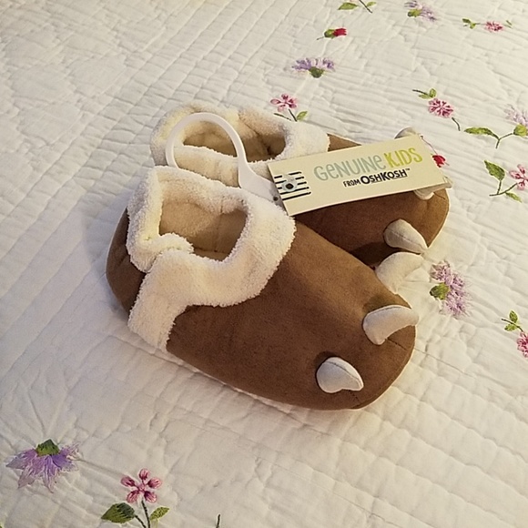 NWT: Boys Claw Slippers - Picture 2 of 5